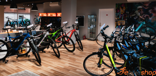 Hello, Szeged, bemutatkozunk! Hello, Szeged, bemutatkozunk!