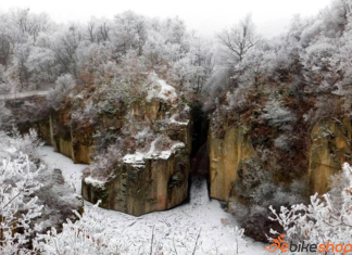 Havas bringatúra: irány a Megyer-hegyi tengerszem Havas bringatúra: irány a Megyer-hegyi tengerszem