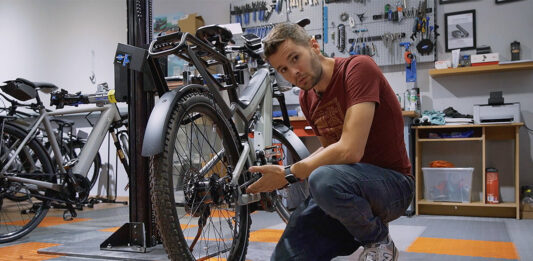 Sturcz Anti megmondja a tutit: így pusztul el egy elektromos bringa…