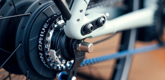 Mivel hajts? — Szíj vagy lánc?