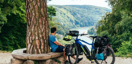 Kirándulj elektromos biciklivel: itt a nagy túraválasztó!