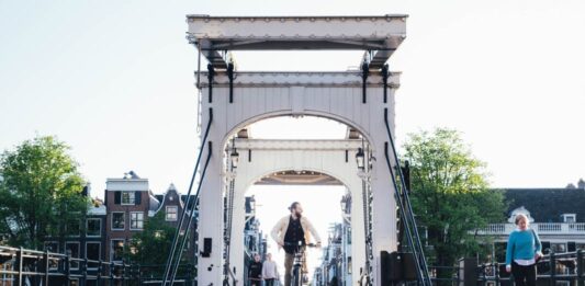Fedezzük fel ebike-on Amszterdamot! Fedezzük fel ebike-on Amszterdamot!