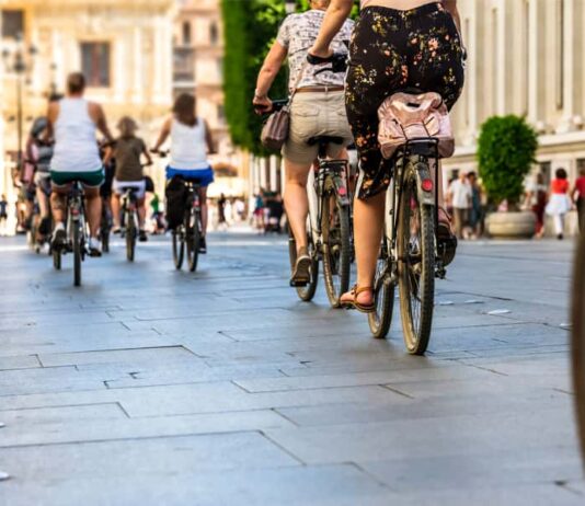 KRESZ kisokos két keréken kresz