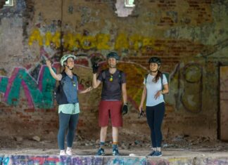 Szellemváros két keréken – így indult az Ebike expedíciók ebike expedíciók