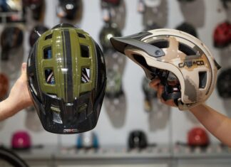 Bukósisak kisokos kezdő és haladó bringásoknak Bukósisak kisokos kezdő és haladó bringásoknak